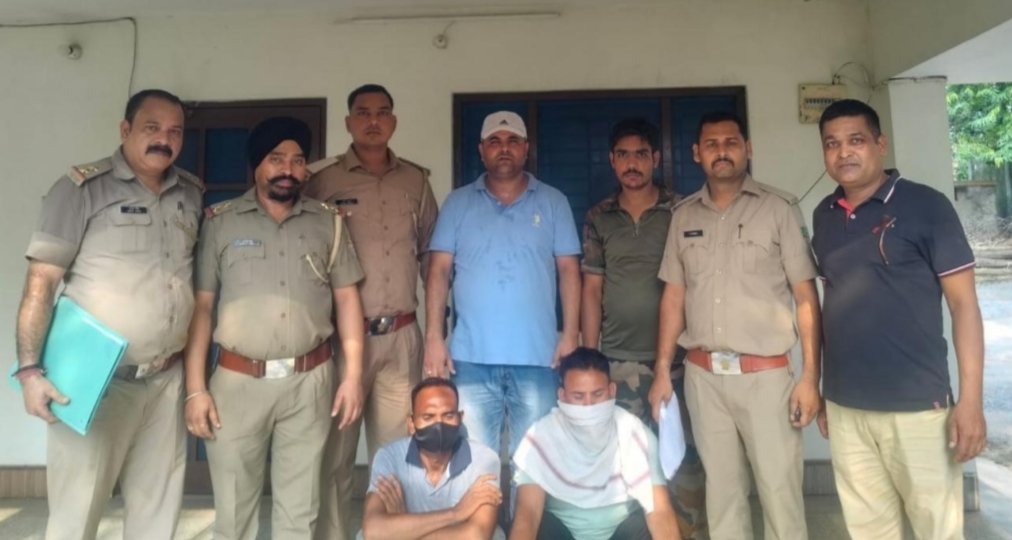 खैर के पेड़ों के अवैध कटान पर वन विभाग की बड़ी कार्रवाई, दो तस्कर गिरफ्तार