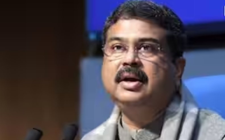 बड़ी खबर : शिक्षा मंत्री धर्मेंद्र प्रधान ने दिया इस्तीफा